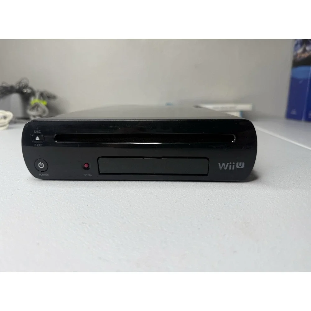 Nintendo Wii U 32GB Console Deluxe Set Black Bundle With 3 Games WUPSKAFB